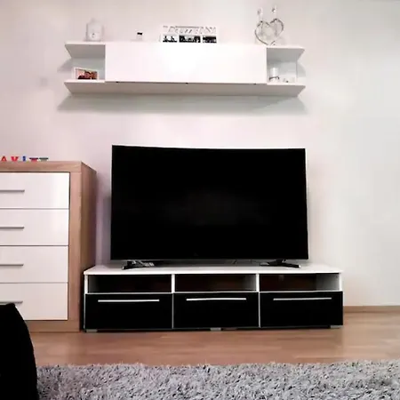 Διαμέρισμα Comfortable 1-bedroom With Sauna Nearby Airport